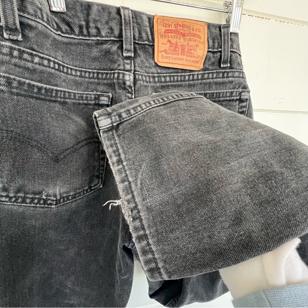 Levi's Black Straight-Leg Jeans - Picture 4 of 11